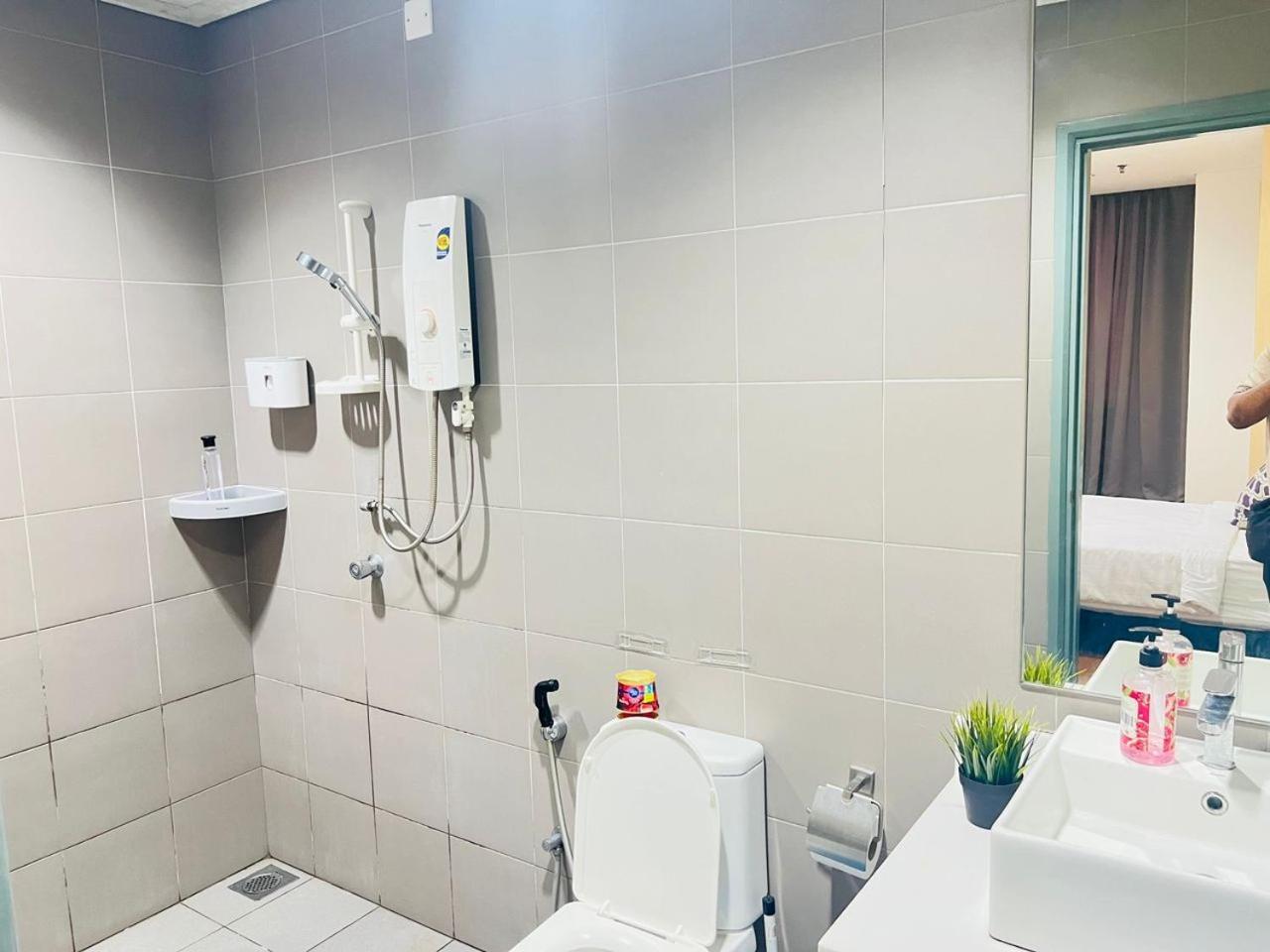 Mercu Summer Suites Kuala Lumpur Bukit Bintang By Classy Экстерьер фото